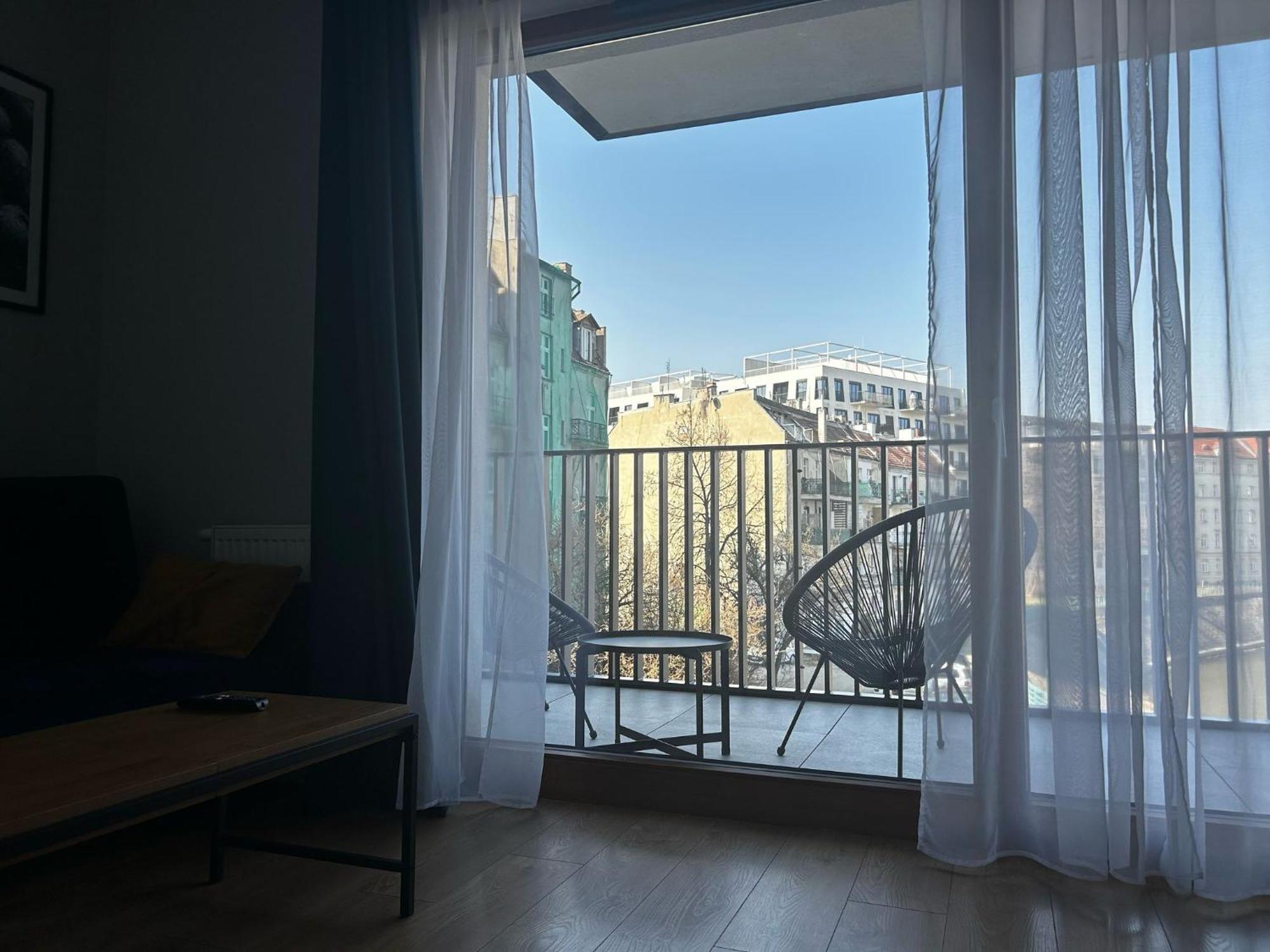 Luksusowy Apartament Z Parkingiem I Klimatyzacja W Samym Centrum Wroclawia Exteriör bild
